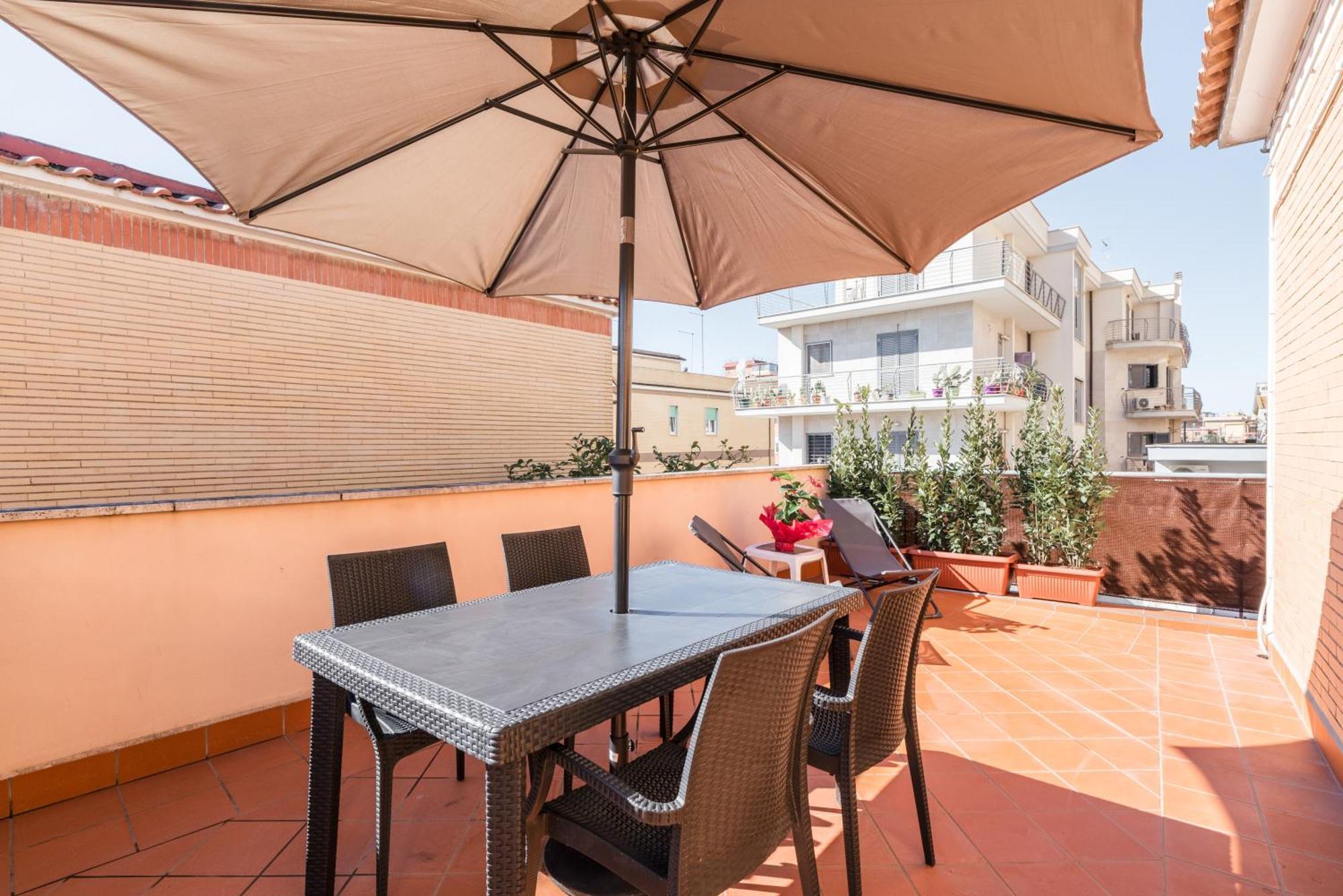360 Guesthouse - Apartment With Terrace Fiumicino Extérieur photo
